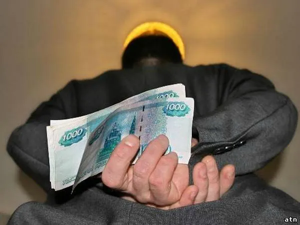 В Рязани бывший полицейский подозревается в получении взятки около 1 миллиона рублей