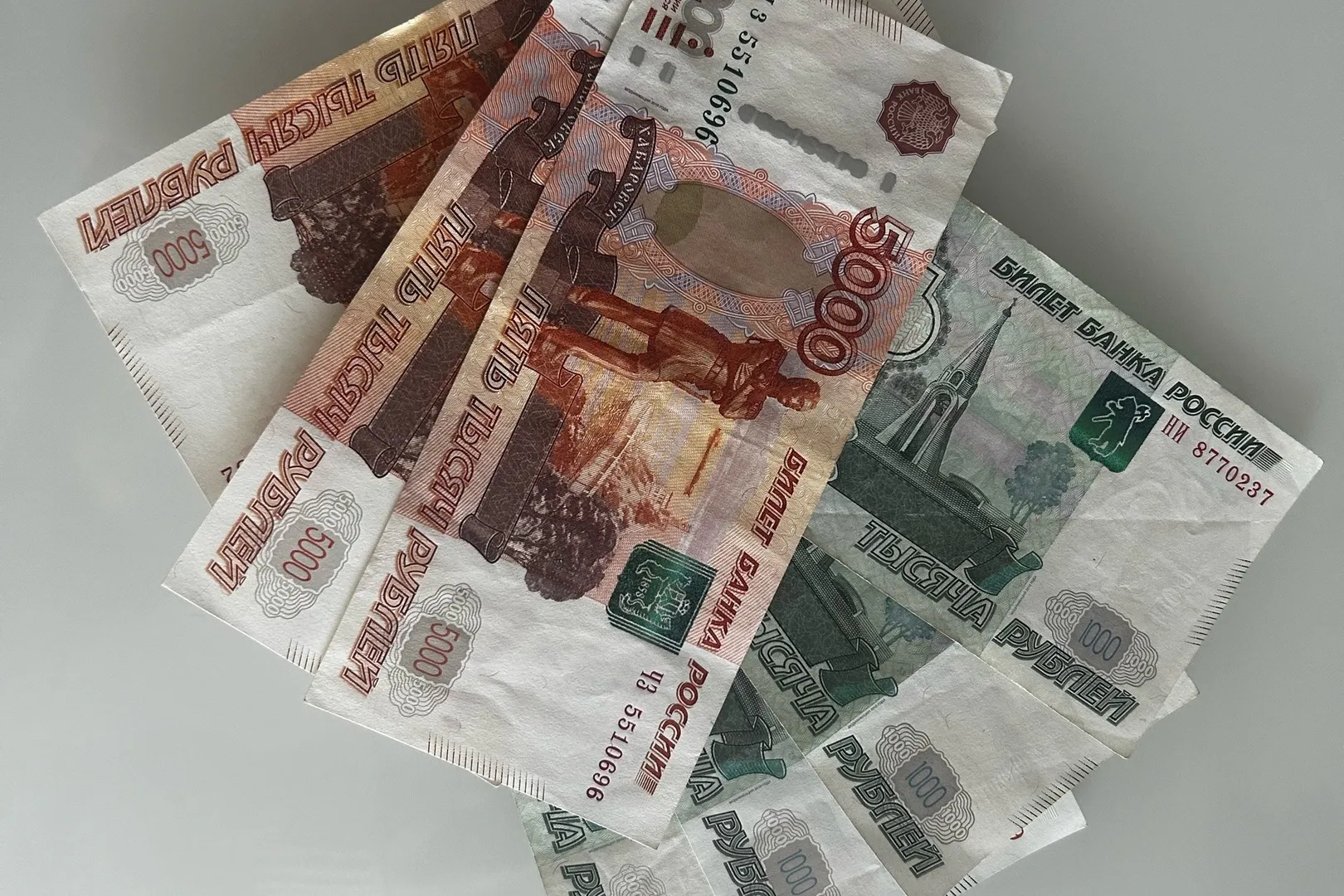 Размер небольшой, но не помешает. Эту сумму зачислят всем до одного пенсионерам со вторника, 12 ноября