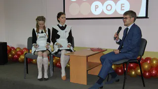 Мэр Рязани на последнем звонке пожелал выпускникам успешно сдать ЕГЭ