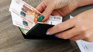 По 13 тыс. рублей поступят на карту: кто 5 сентября получит новое пособие от ПФР