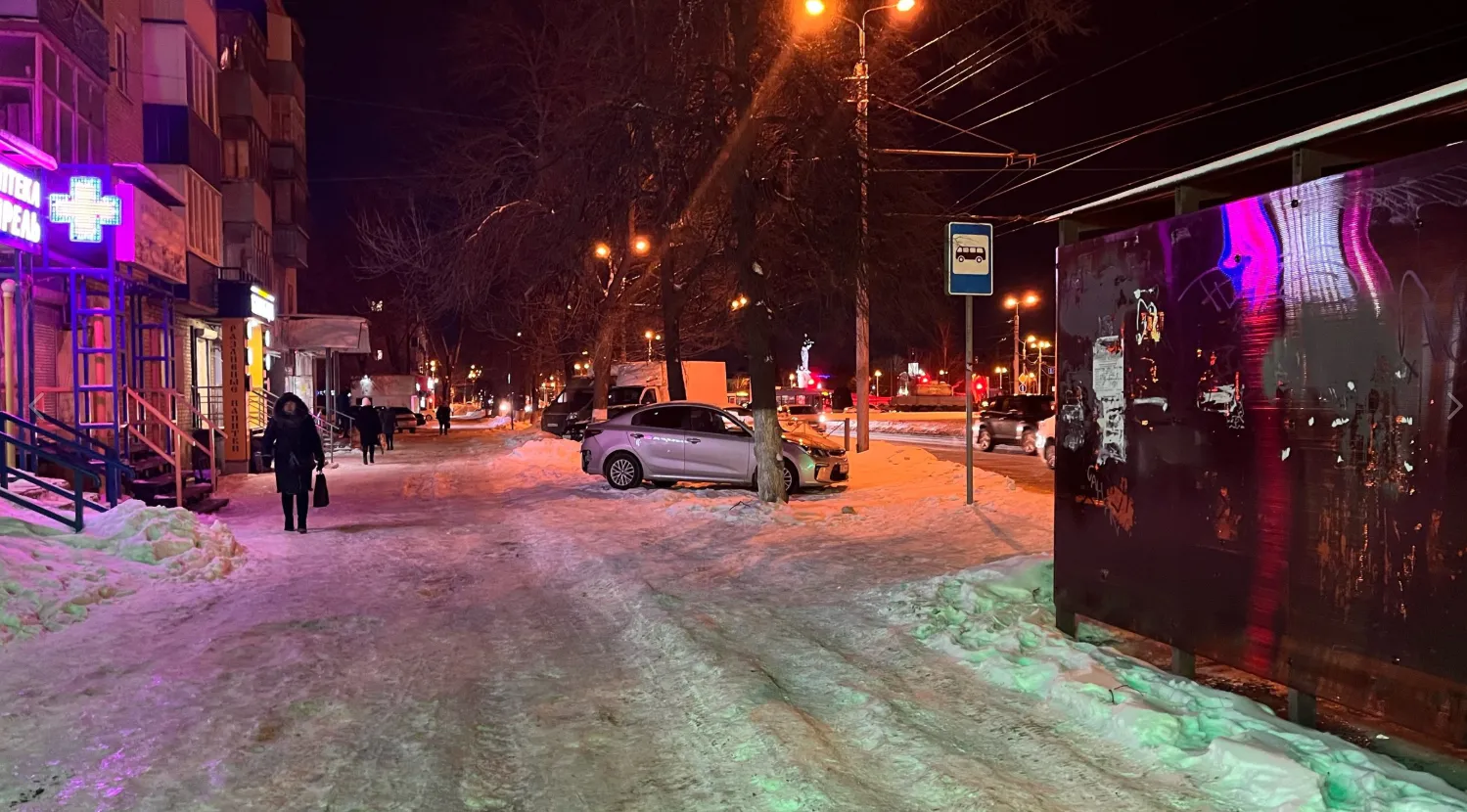 Корональная дыра на Солнце поглотла все силы: названа дата начала новой мощной магнитной бури