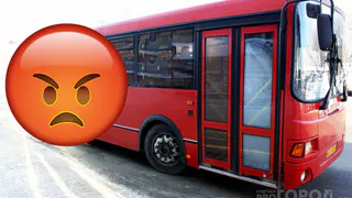 "У маршрутки №62 существует график?" - жители города устали часами дожидаться общественный транспорт