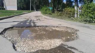 Рязанец стыдит Ковалева из-за плохого ремонта дорог