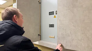 Дачник из Рязанской области выиграл суд у энергетиков за отсутствие света
