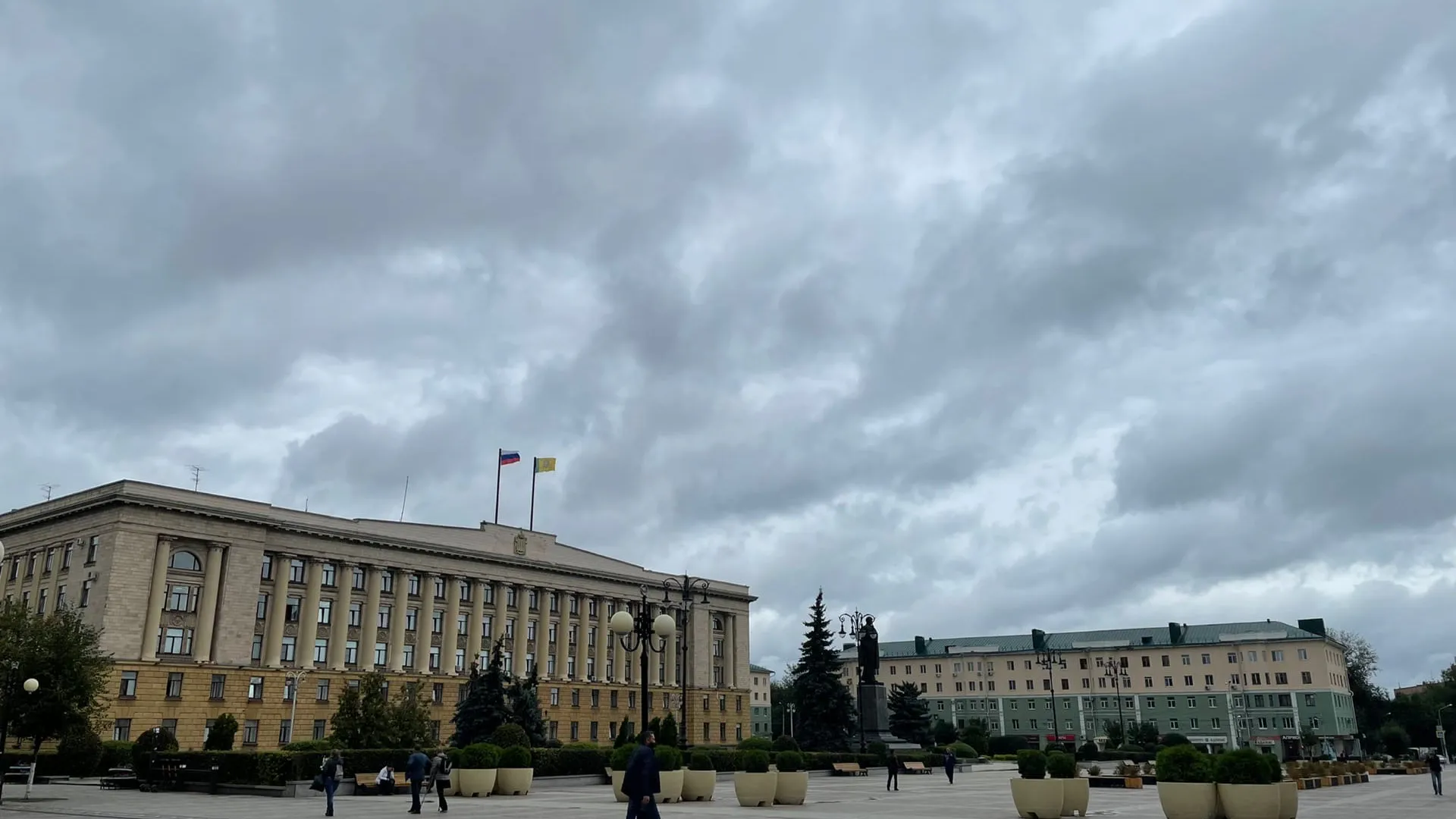 Шубу в шкаф не убирайте: Вильфанд предупредил о заморозках в августе - новый прогноз