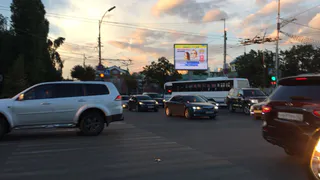 В Рязани на площади Ленина образовался транспортный коллапс