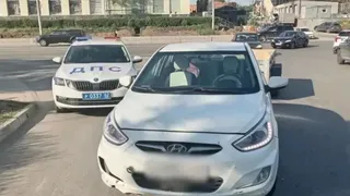 Подросток на электросамокате попал под колеса автомобиля в Рязани