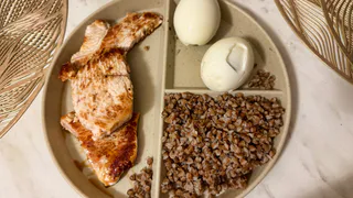 Главная ошибка при варке гречки: как мы своими руками уничтожаем всю пользу крупы