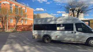 Не работал терминал: водитель маршрутки №82 выгонял пассажиров, если те не могли расплатиться наличными