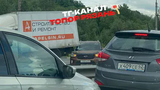В Рязани возле ТРЦ «Премьер» произошло серьёзное ДТП