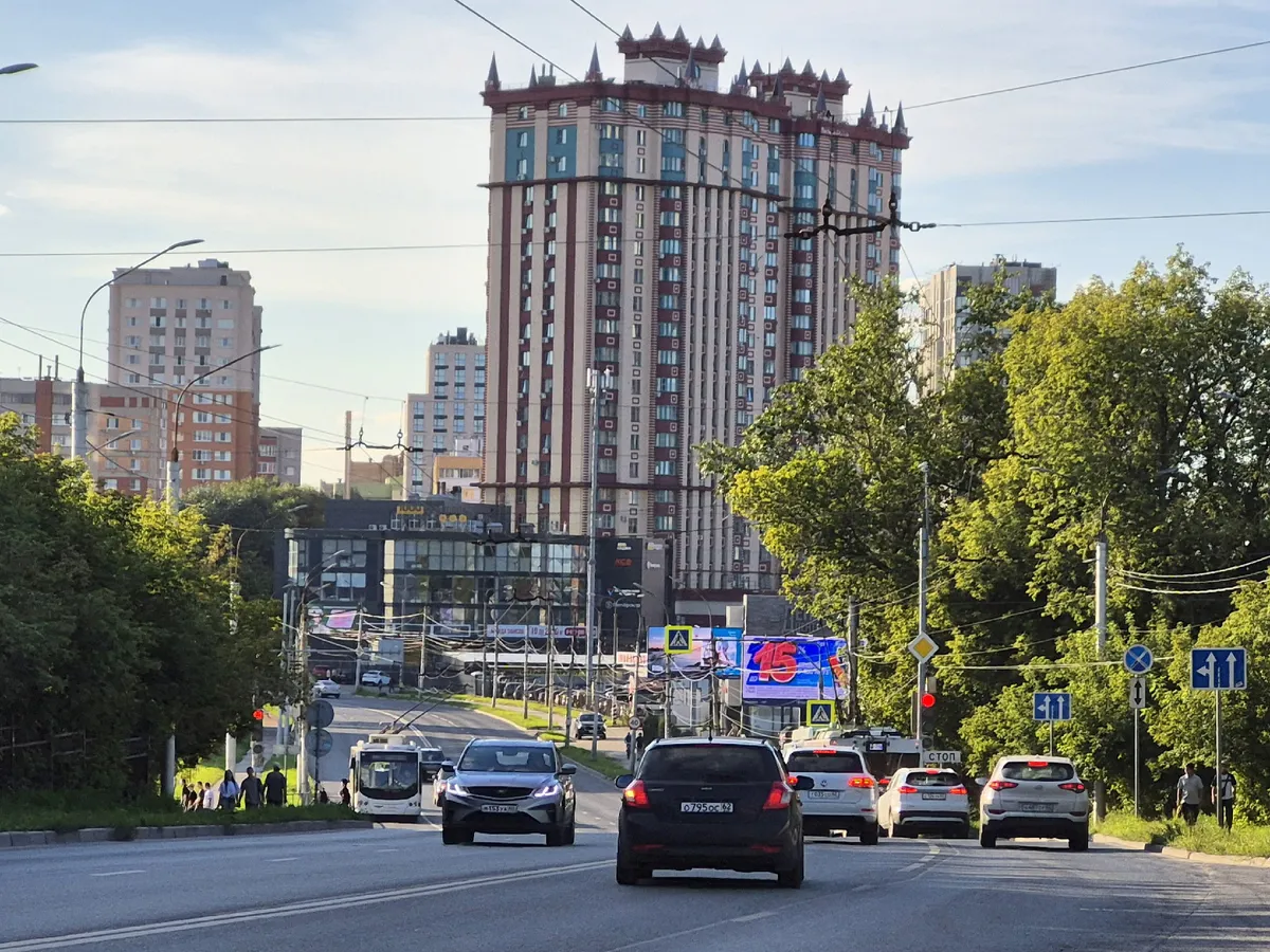 Дрон ударил по дата-центру, пьяный водитель убил двух сестёр, а 17 домов стоят без ремонта: главное за неделю в Рязани