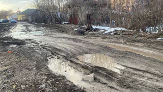 Нужен танк, чтобы проехать: улица 3-я Линия утонула в грязи