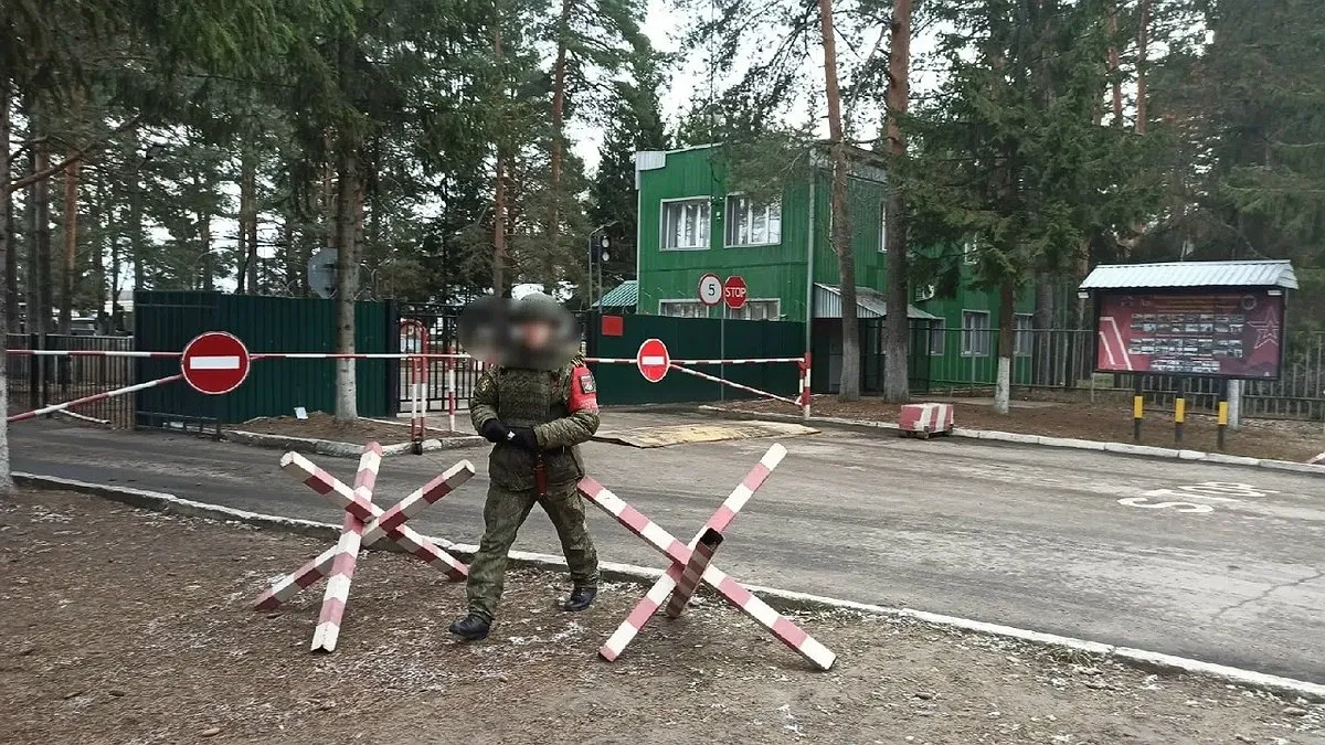 На предприятие в Кирове совершена ракетная атака: пострадали люди