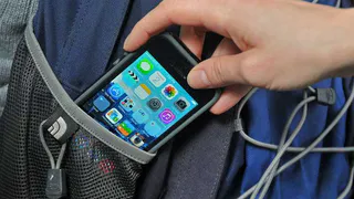 В Рязани 32-летний работник интернет-магазина похитил мобильный телефон