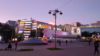 Неконкурентные условия: бизнесомбудсмен просит открыть фудкорты в ТЦ