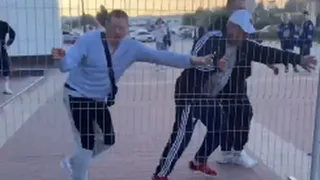 В Рязани хоккейные болельщики устроили погром из-за нехватки места