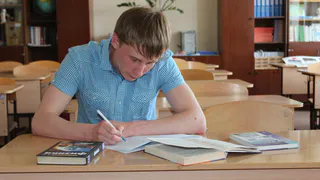 В этом году в рязанских вузах не будет бюджетных мест на самых популярных специальностях. Мы узнали, почему