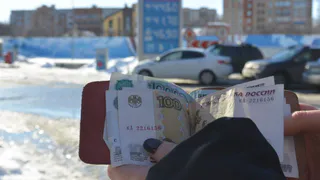 Сколько литров бензина можно купить на среднюю Рязанскую зарплату?
