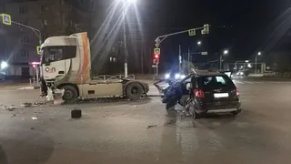 Страшная авария в Рязани: грузовик протаранил «Сузуки», погибли три женщины