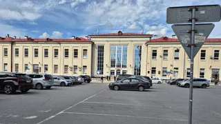 Суд обязал убрать платную парковку у вокзала в Рязани: соглашение признали незаконным