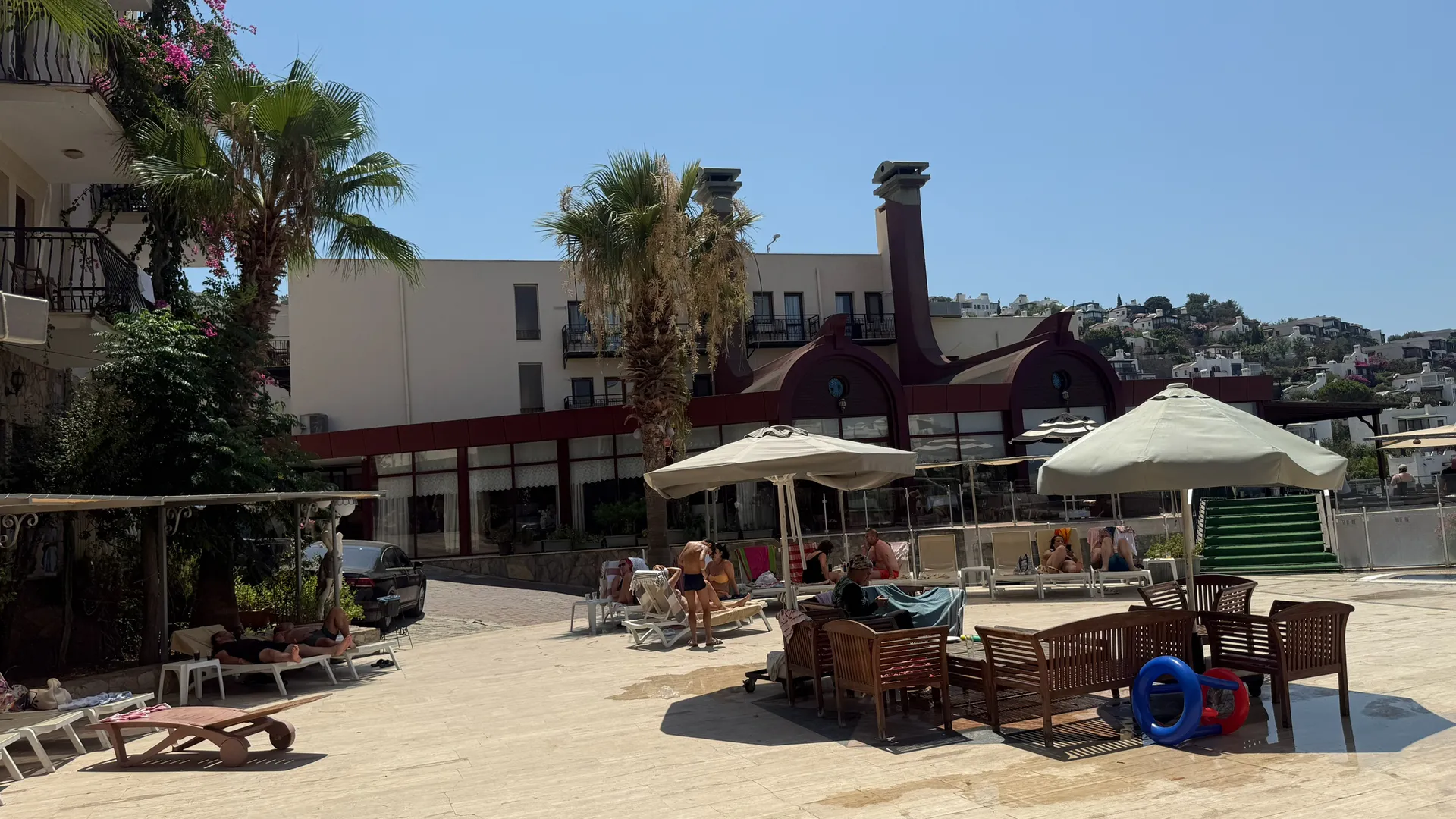 Оказалась в центре скандала в Турции: вот как российская туристка отомстила немцам за занятые лежаки