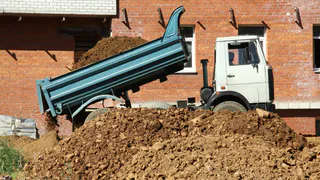 В Рязани оштрафовали 20 водителей грузовиков с грязными колёсами