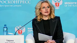 Указ вступил в силу: Голикова объявила о разовой выплате пенсионерам 15 000 рублей с 9 ноября