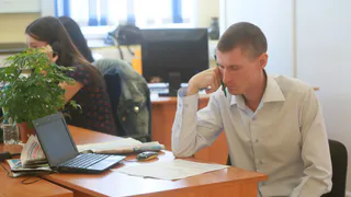 Советы психолога - как провести лето в офисе без депрессии