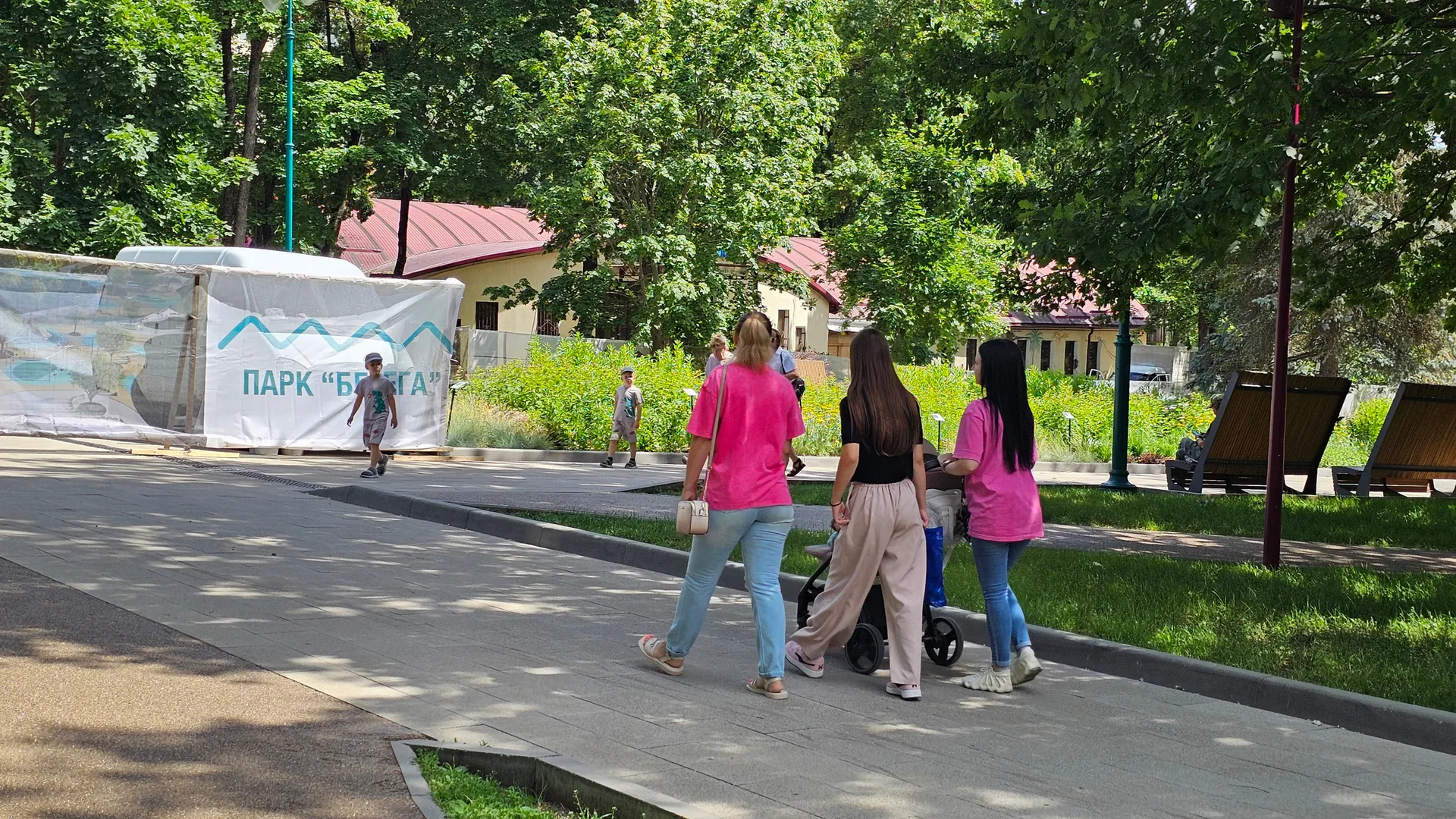 Как правильно отвечать на вопрос "Как дела?", чтобы жить успешно: 5 советов психолога