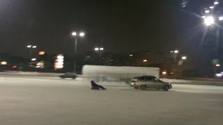 Экстремал на "ватрушке" погиб под колесами автомобиля