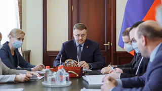 Реакция губернатора: Любимов поручил проверить все больницы региона и помочь семьям пострадавших