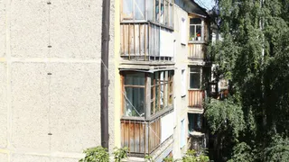 Выпал с балкона: в Рязани на улице Гоголя погиб мужчина