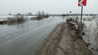 Под Рязанью 21 марта затопило дорогу к Коростово
