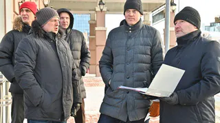 Павел Малков прогулялся по центральным городским улицам