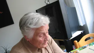С кем должны жить пожилые люди, а с кем - категорически нельзя: после 70 лет важно знать всем