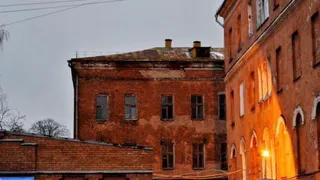 Сталкерам посвящается: подборка медучреждений, которым нужна “скорая помощь”