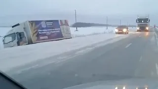 На трассе в Касимовском районе грузовик слетел в кювет