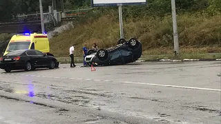 Автомобиль лег на крышу: в Рязани на Куйбышевском шоссе произошло ДТП