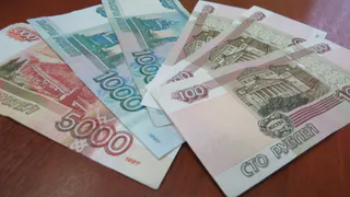 По указу Президента: ПФР направит выплату в 5 тысяч рублей семьям с детьми до 8 лет