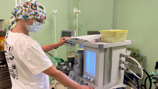 Рязанский перинатальный центр получил новый аппарат для кесарева сечения