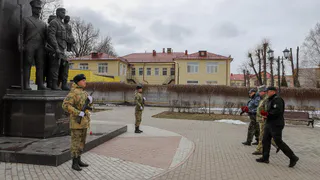 В Рязани сотрудники Росгвардии почтили память погибших при исполнении сотрудников