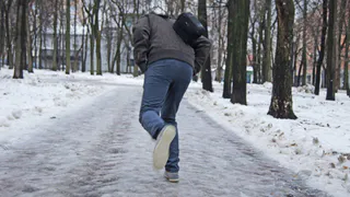 МЧС предупредило о сильном гололеде в Рязани