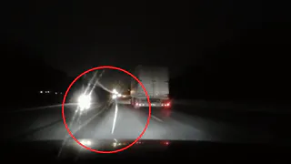 Под Рязанью в автомобиль на полном ходу влетела арматура - обошлось без пострадавших