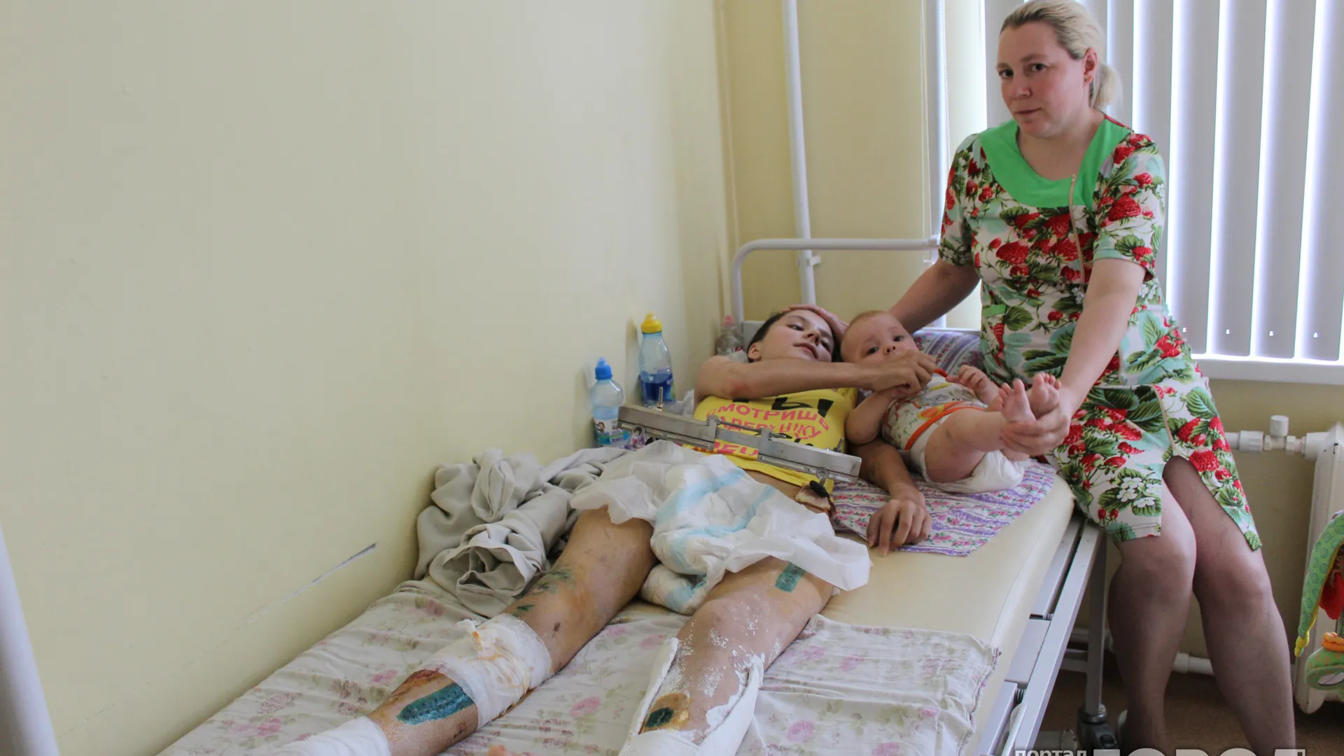 15-летнюю школьницу-мать выгоняют из больницы
