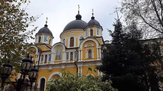 Посетите святые места: поездка к мощам и иконе блаженной Матронушки