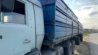 Три человека погибли в аварии с грузовиком на трассе в Рязанской области