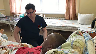 В Рязани спасают мужчину с ожогами всего тела