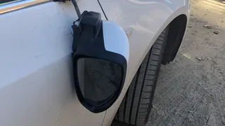 В Рязани объявились вандалы, ломающие боковые стекла автомобилям