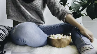 Подборка для сериаломанов: что можно посмотреть осенью