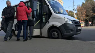 Какой боевой: водитель маршрутки №33 хотел подраться с пассажиром